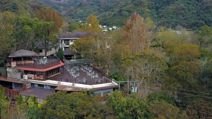 苗栗泰安鄉-湯之島虎山溫泉會館全景